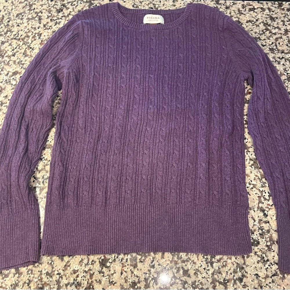 Women’s Knit Sweater
